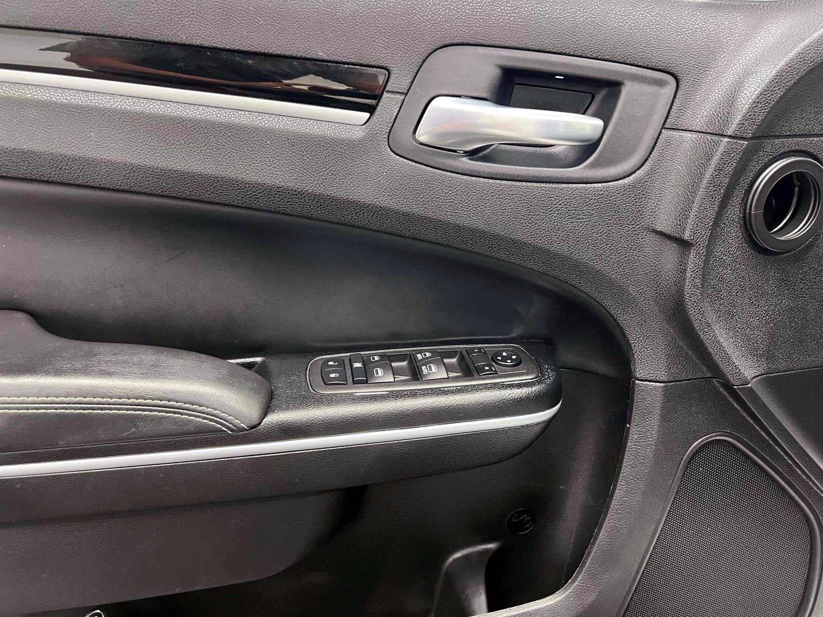 Used 2023 Chrysler 300 S w/ Safetytec Plus Group RWD image 15