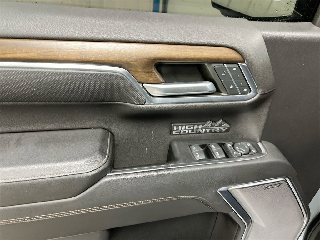 Used 2023 Chevrolet Silverado 1500 High Country image 21