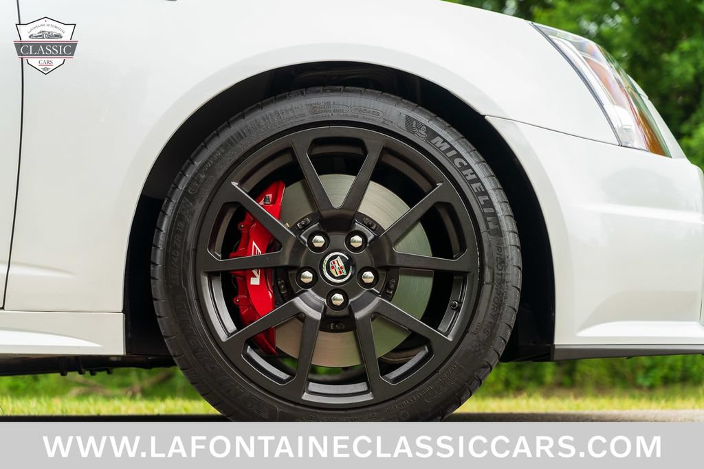 Used 2015 Cadillac CTS V RWD image 40