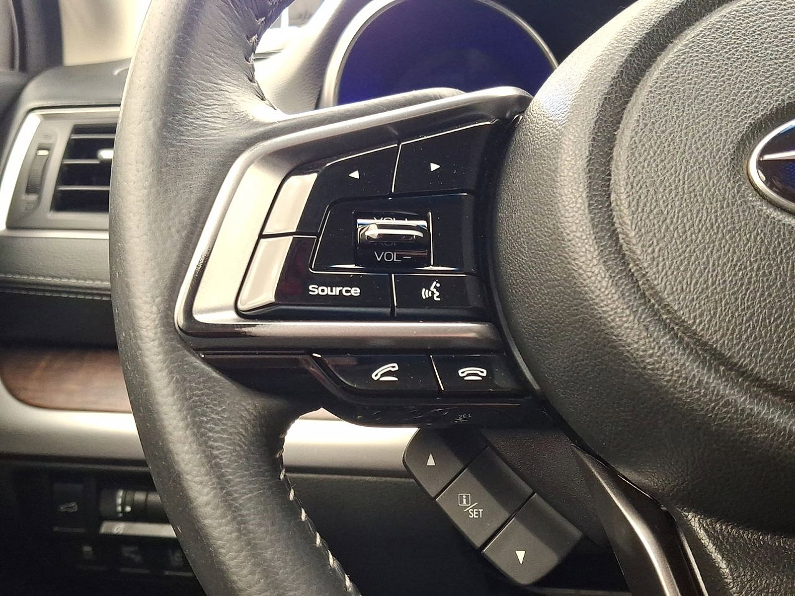 Used 2019 Subaru Outback 2.5i Limited image 17