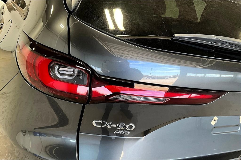 Used 2024 MAZDA CX-90 3.3 Turbo w/ Preferred Plus image 39