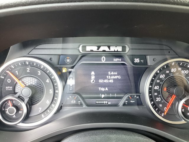 New 2026 RAM 1500 Express AWD/4WD image 17
