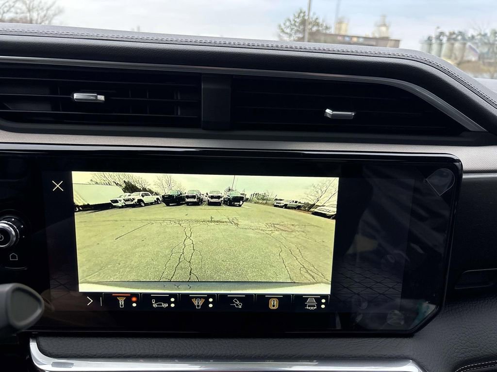 New 2026 GMC Sierra 3500 Denali w/ Denali Reserve Package image 14
