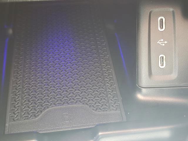 New 2025 Mercedes-Benz GLC 350e 4MATIC image 29