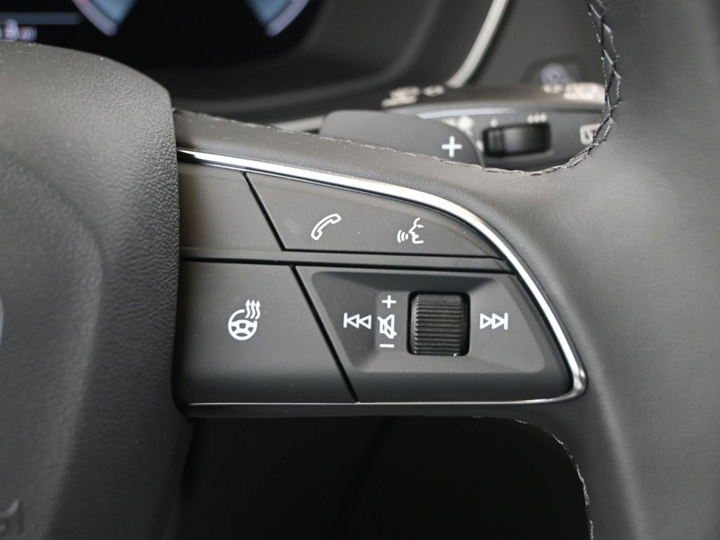 Certified 2025 Audi Q5 2.0T Premium Plus w/ Premium Plus Package image 28