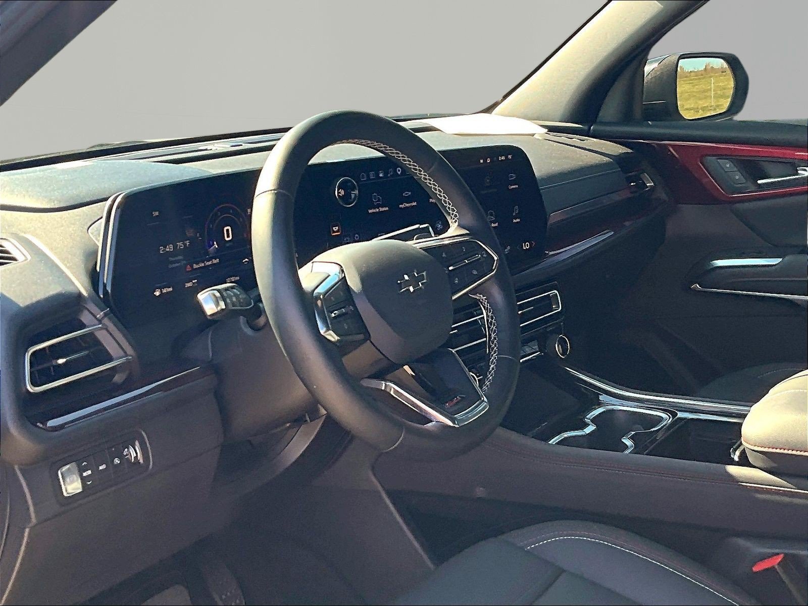 Used 2026 Chevrolet Traverse Z71 w/ Driver Confidence Package AWD/4WD image 16