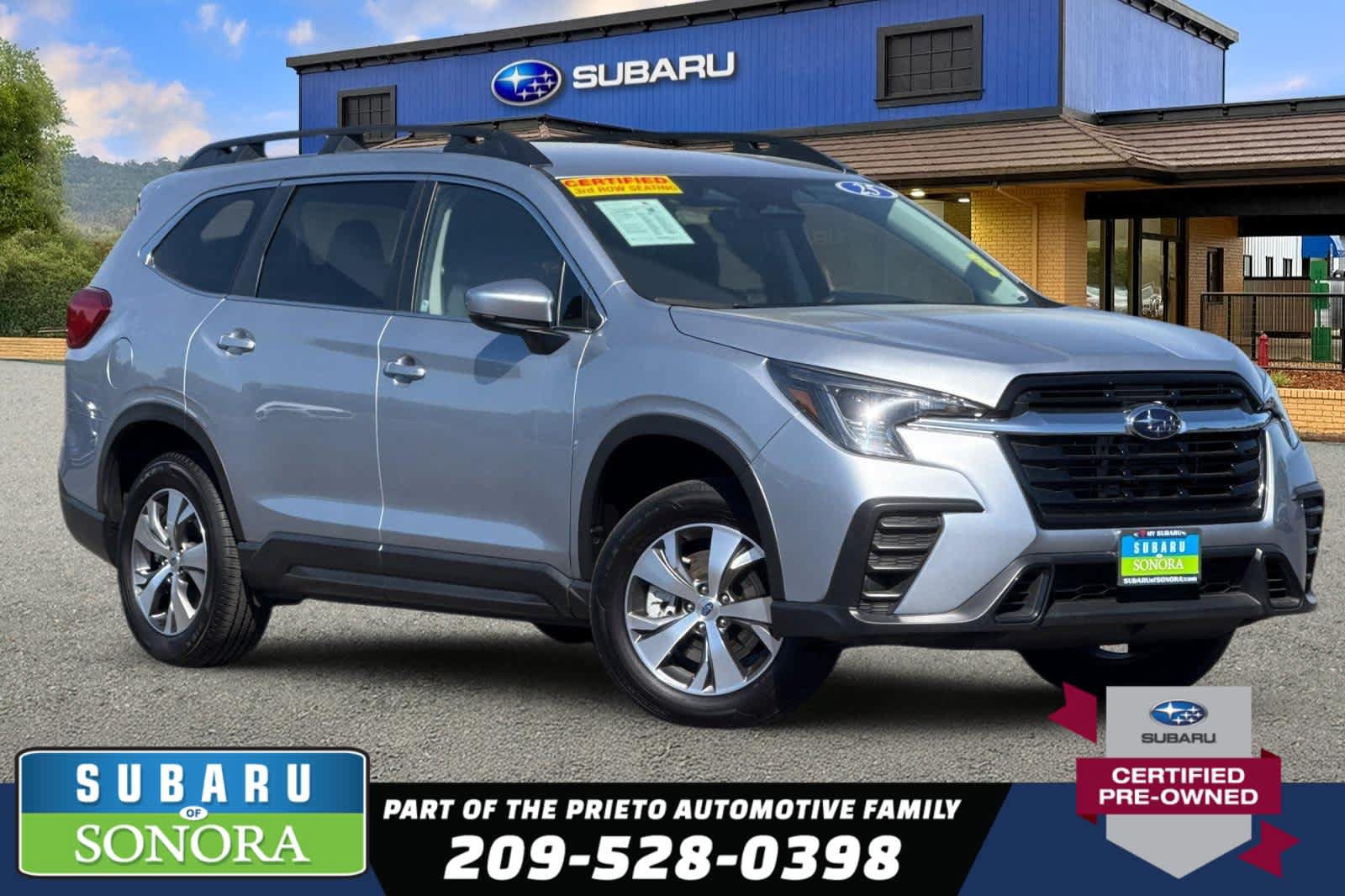 Used 2025 Subaru Ascent Premium AWD/4WD image 1