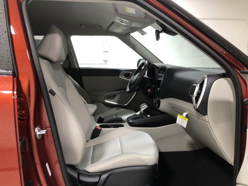 New 2025 Kia Soul LX w/ LX Technology Package image 12