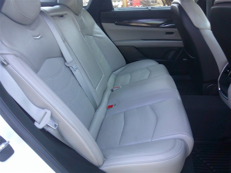 Used 2018 Cadillac CT6 Luxury image 21