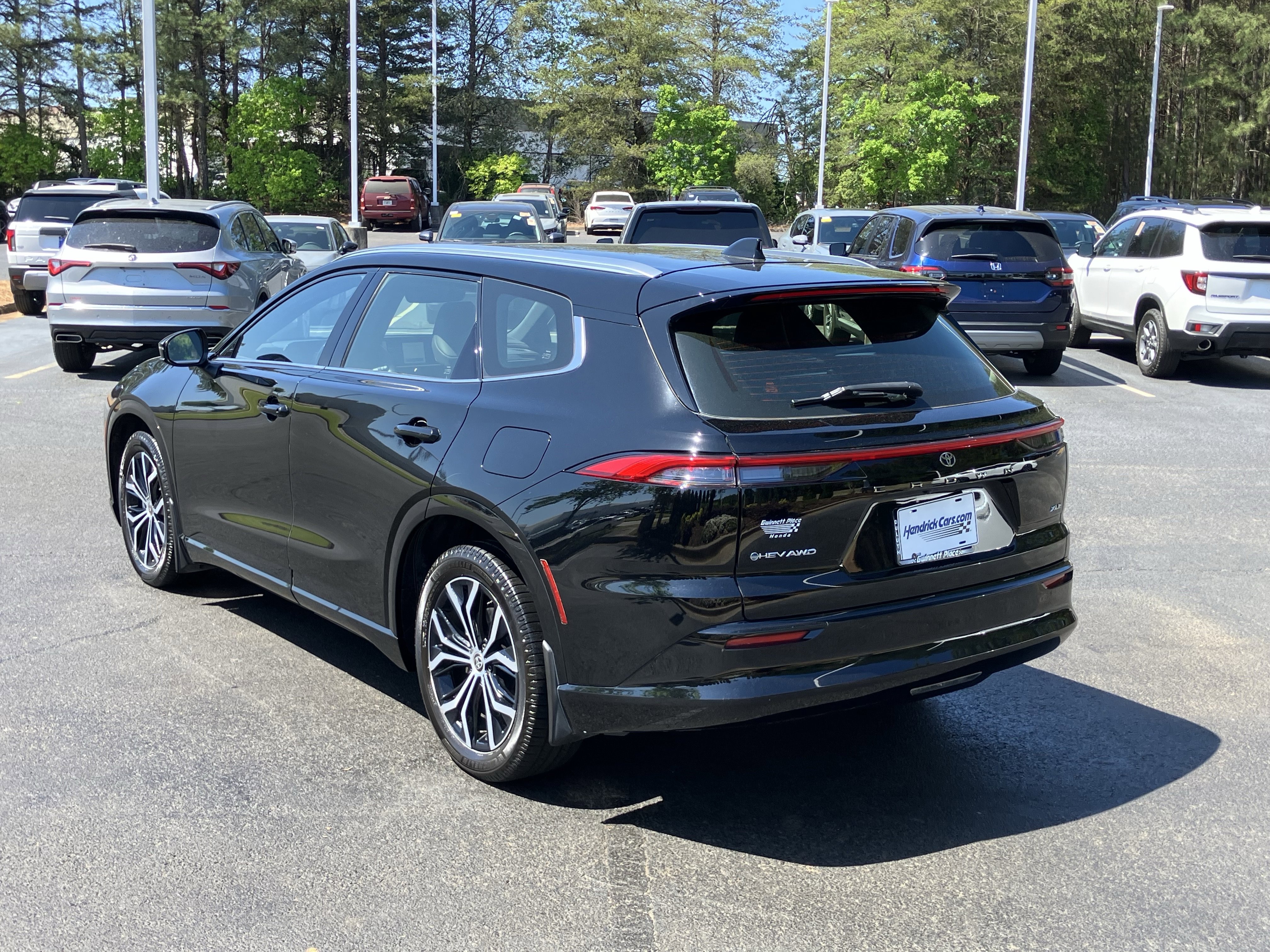 Used 2025 Toyota Crown Signia AWD/4WD image 8