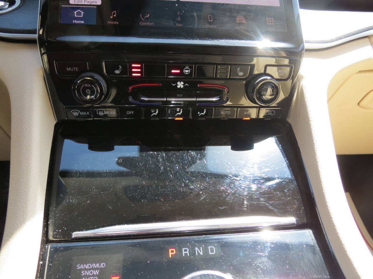 Used 2022 Jeep Grand Cherokee Limited AWD/4WD image 16