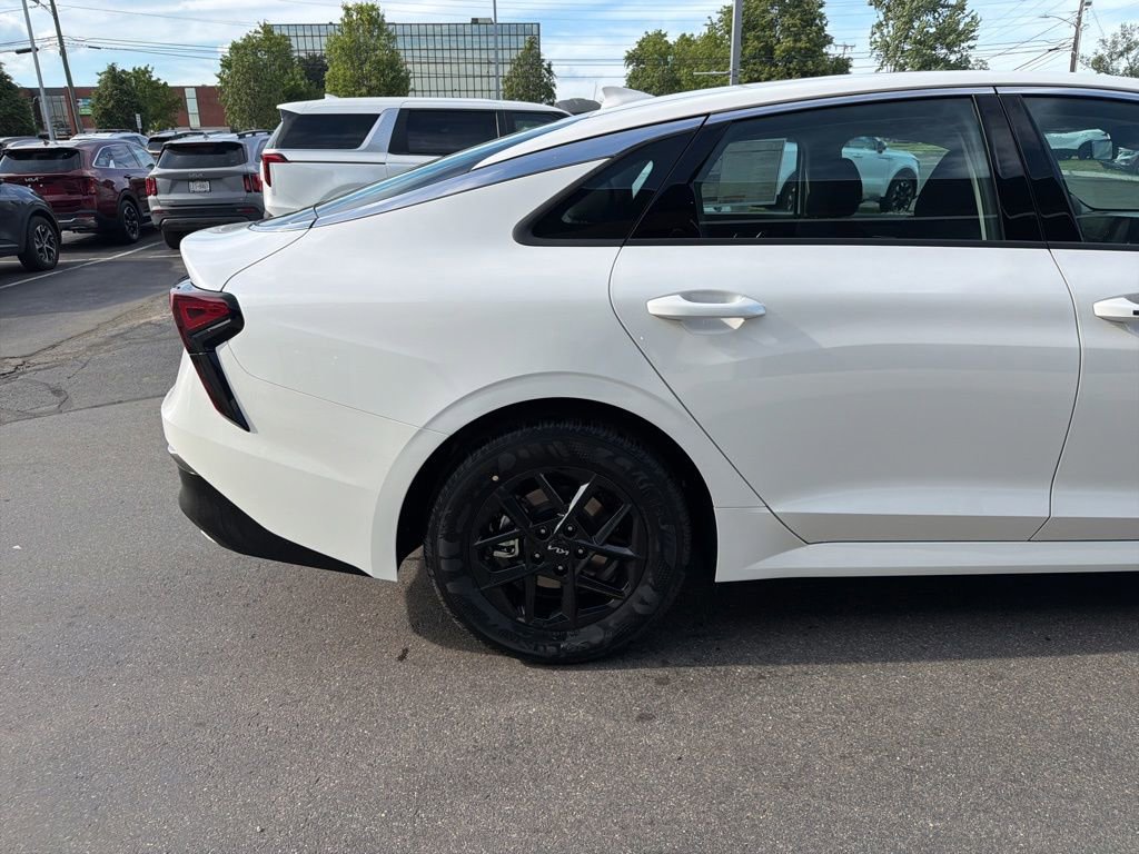 New 2026 Kia K5 LXS FWD image 7