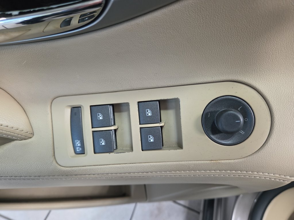 Used 2011 Buick LaCrosse CXL FWD image 33