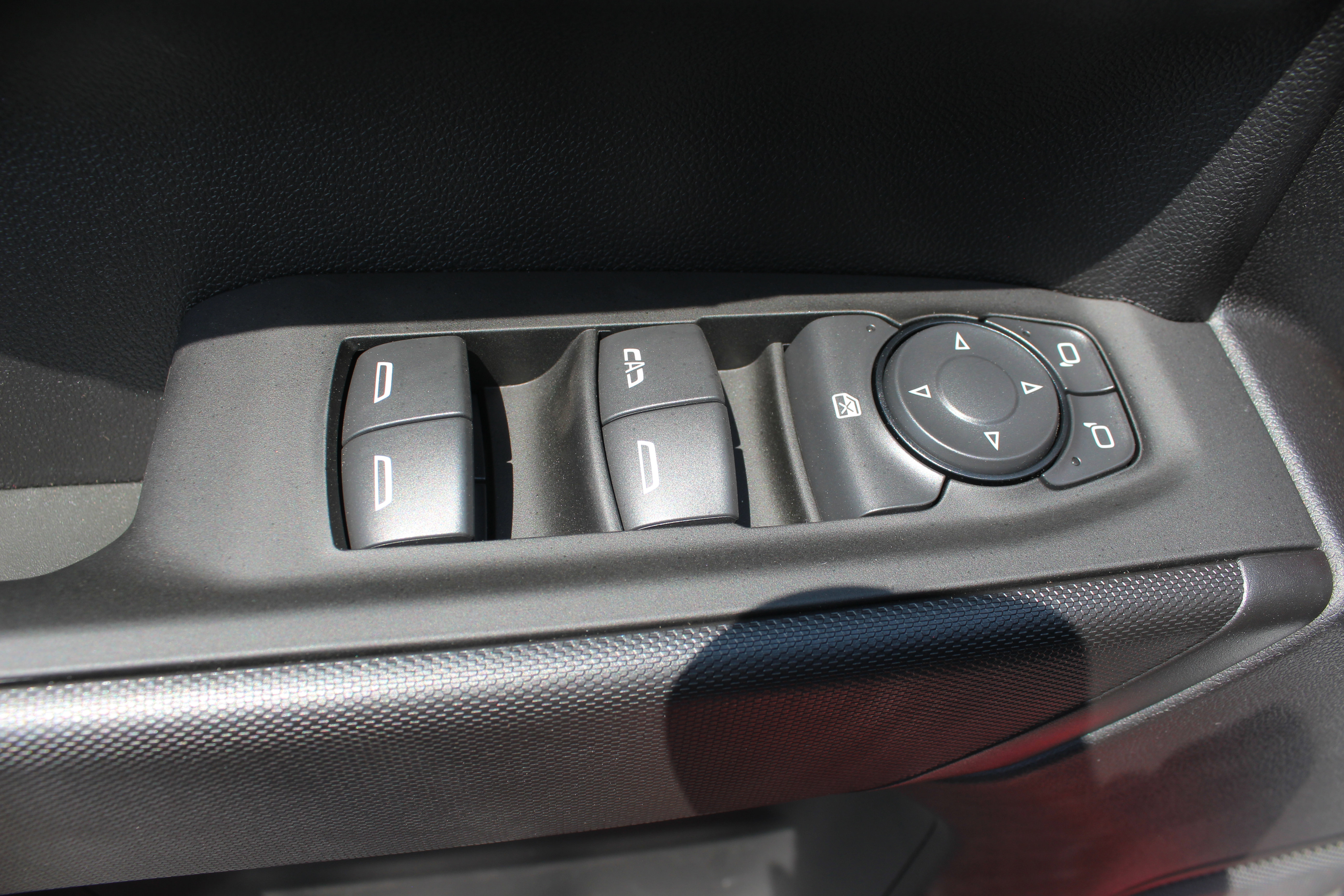 New 2025 Chevrolet Silverado 1500 Custom image 26