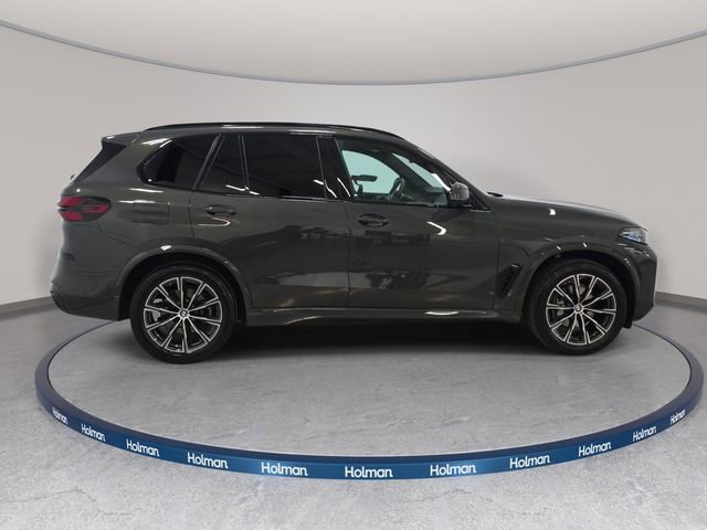 Certified 2025 BMW X5 xDrive40i w/ M Sport Package image 4