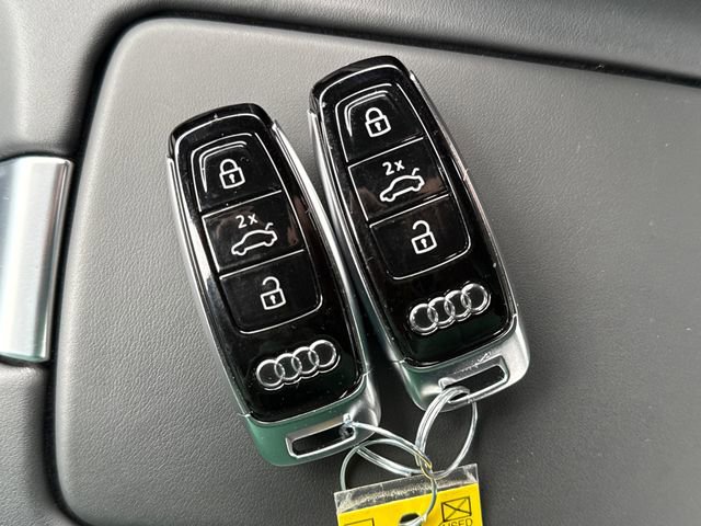 Used 2023 Audi RS e-tron GT w/ Carbon Performance Package image 31