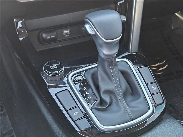 Used 2025 Kia Seltos S image 12