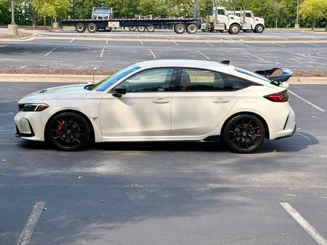 Used 2025 Honda Civic Type R image 3
