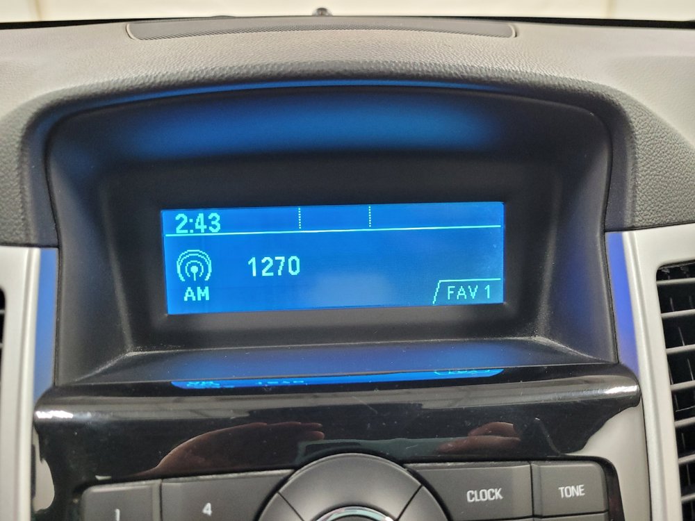 Used 2016 Chevrolet Cruze LS FWD image 25