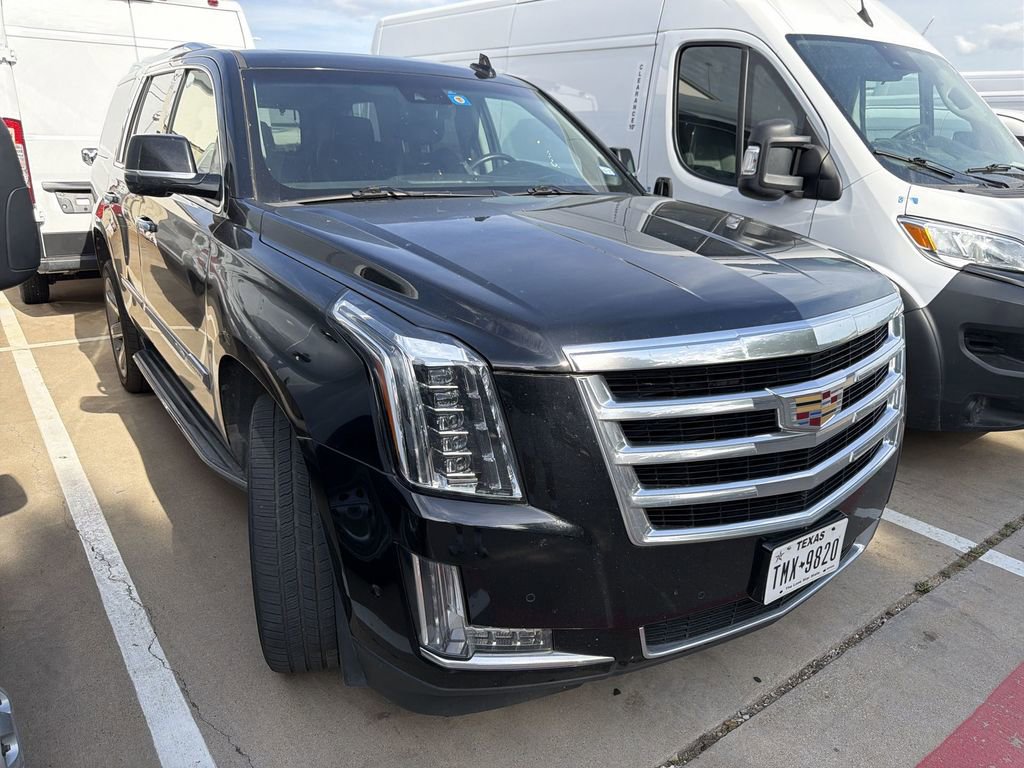 Used 2019 Cadillac Escalade Luxury AWD/4WD image 2