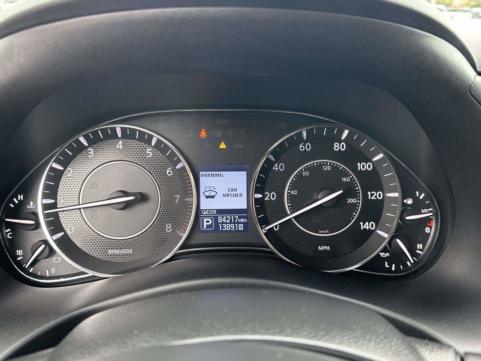 Used 2017 Nissan Armada SV AWD/4WD image 17