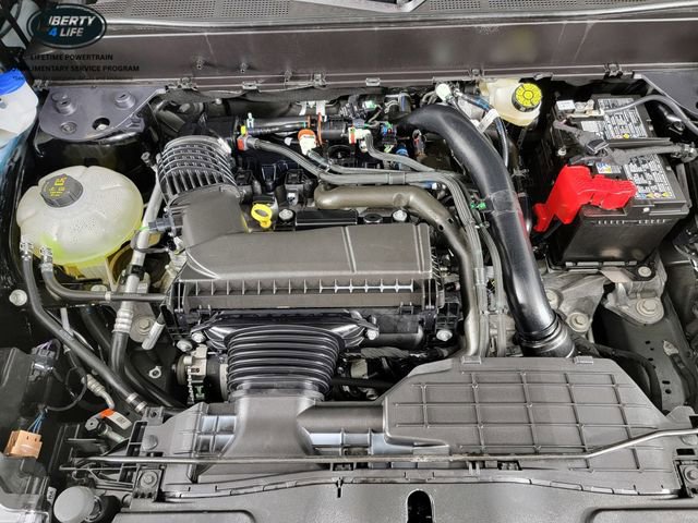 Used 2025 Ford Maverick Lobo image 36