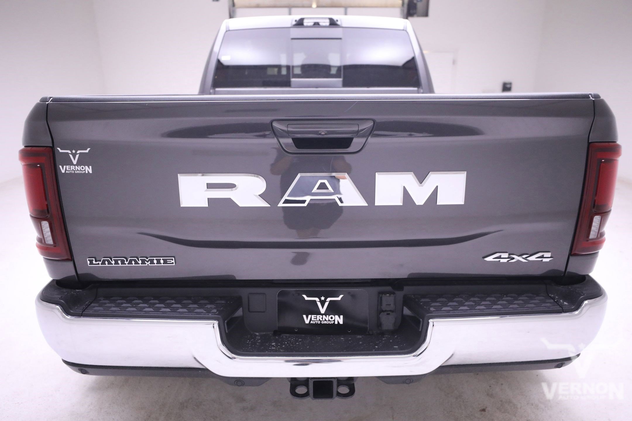 New 2025 RAM 3500 Laramie image 4