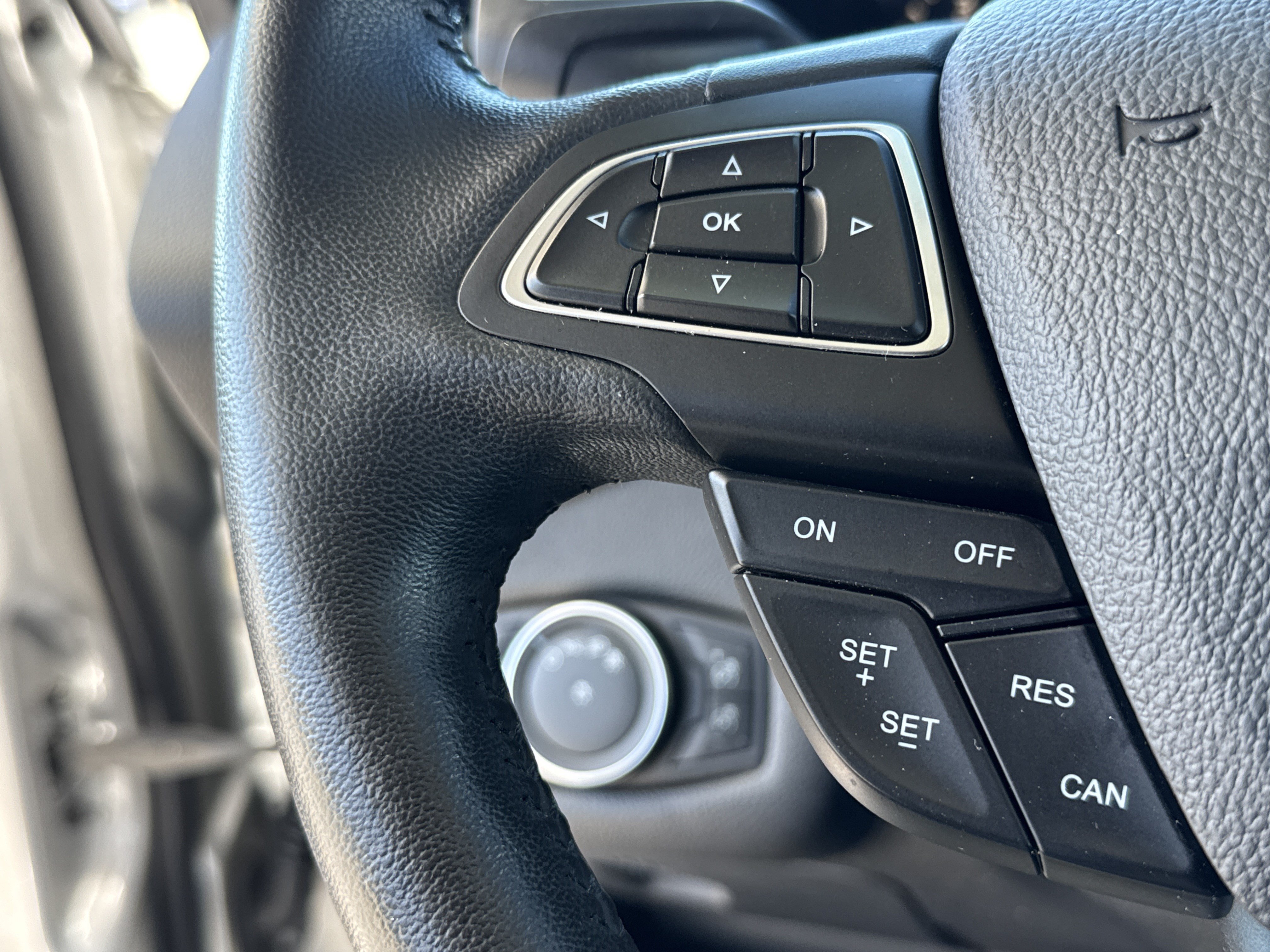 Used 2019 Ford Escape SEL FWD image 14