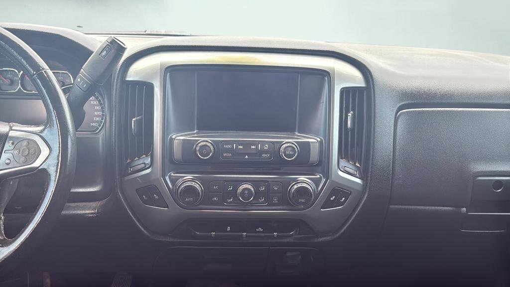 Used 2018 Chevrolet Silverado 1500 LT w/ All Star Edition AWD/4WD image 18