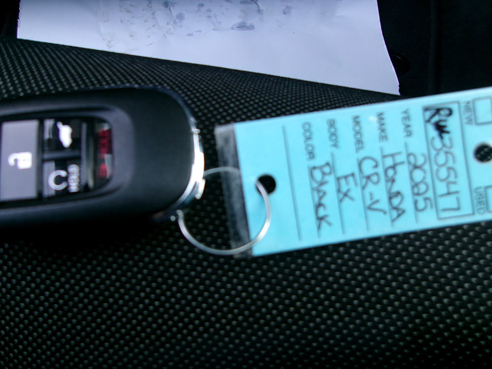 Used 2025 Honda CR-V EX image 17