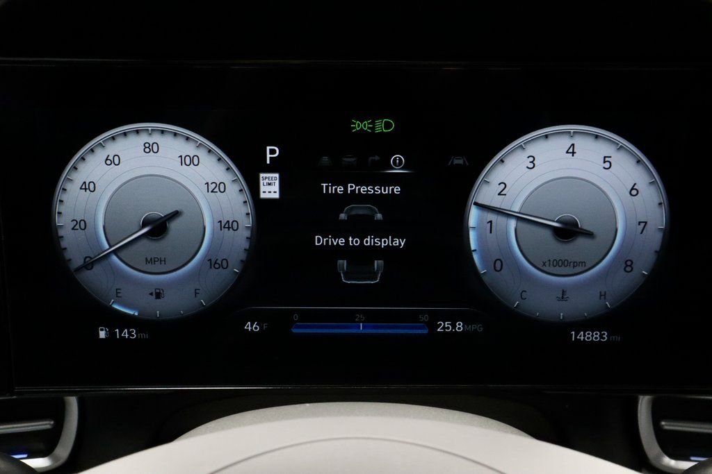 Certified 2025 Hyundai Elantra SEL image 33