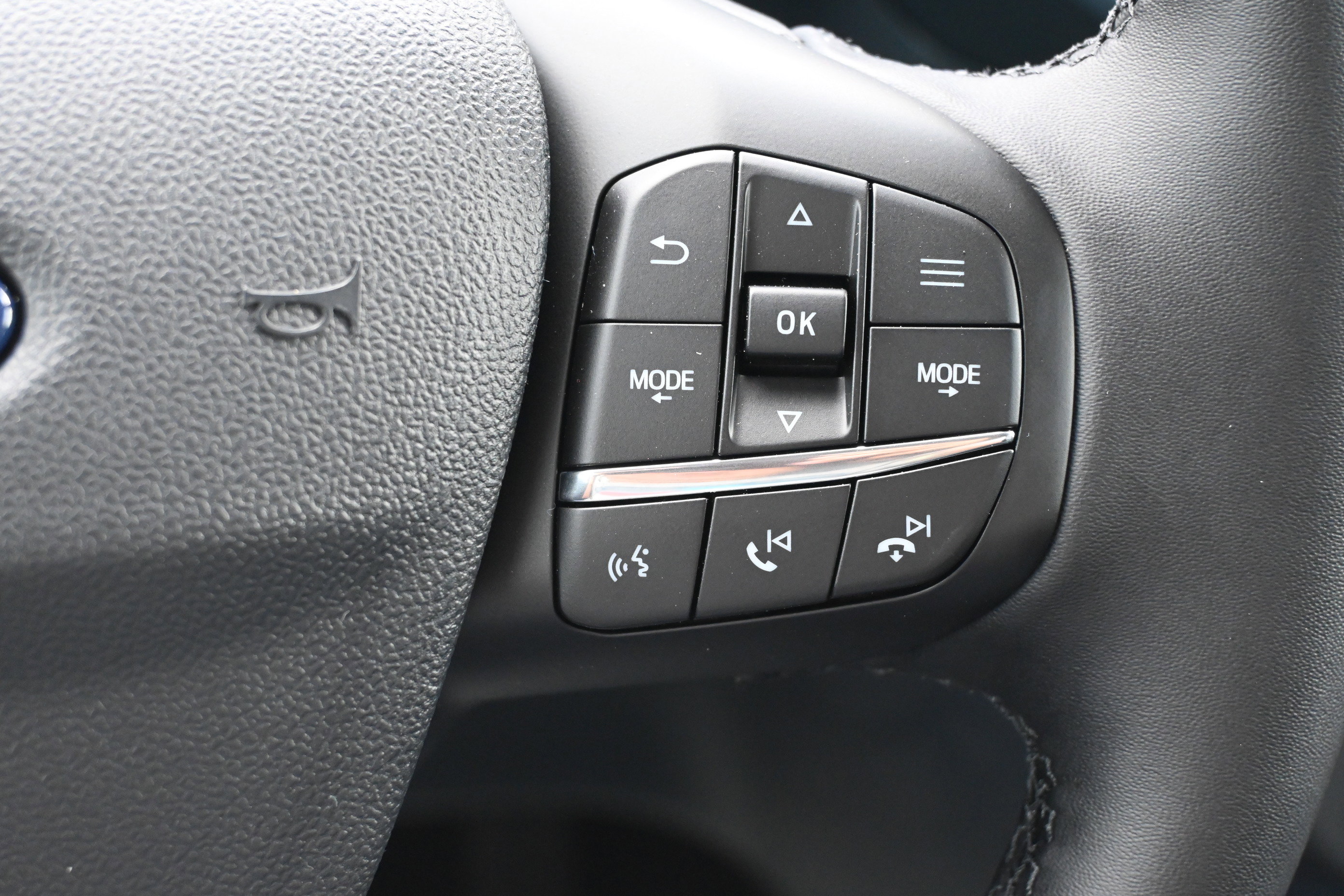 New 2026 Ford Maverick XLT w/ XLT Luxury Package image 18