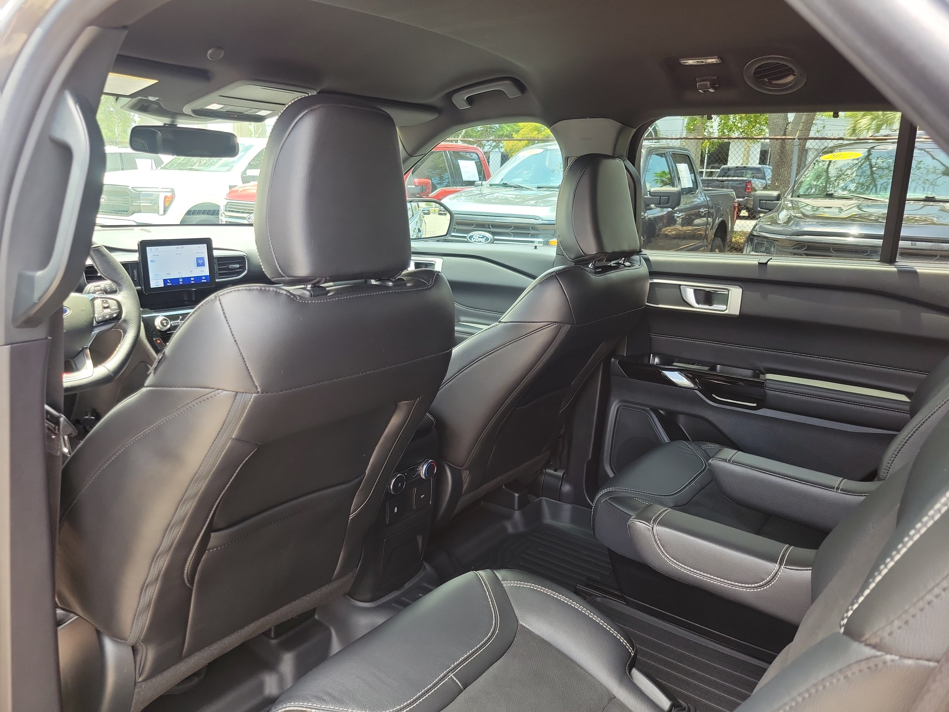 Used 2022 Ford Explorer ST w/ ST Street Pack RWD image 14