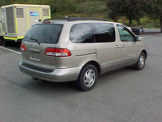 Used 2002 Toyota Sienna LE FWD image 5