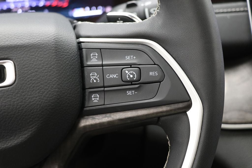 Used 2023 Jeep Grand Cherokee 4WD 4xe image 21