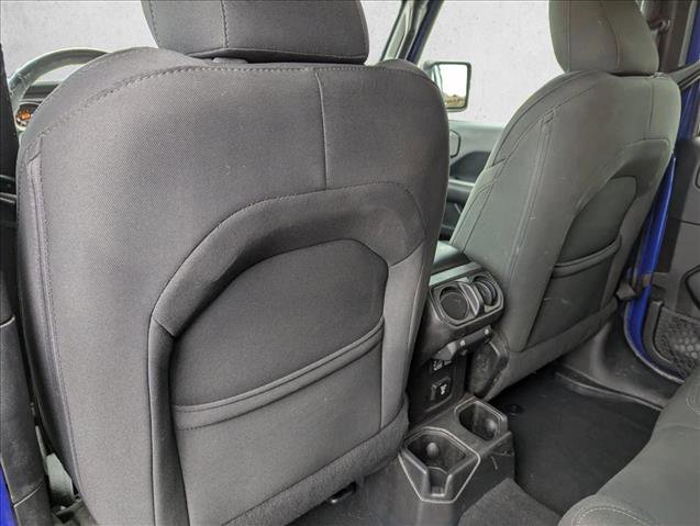 Used 2018 Jeep Wrangler Unlimited Sahara image 22