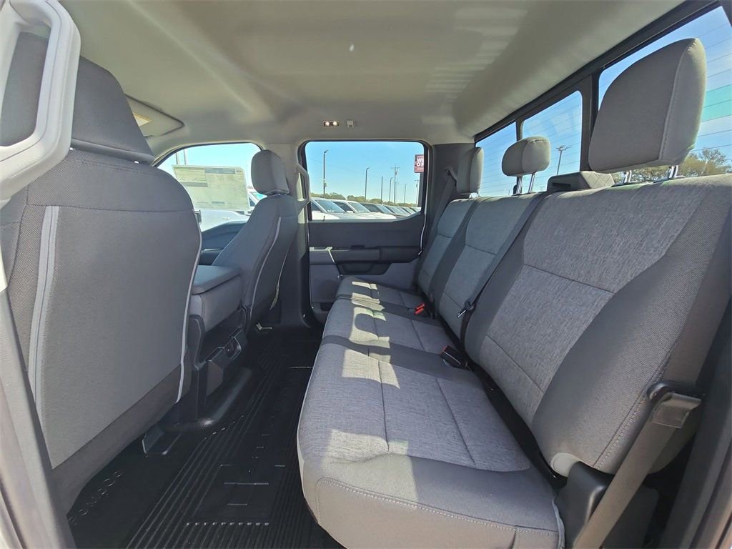 New 2025 Ford F350 XL w/ 360-Degree Camera Package image 24