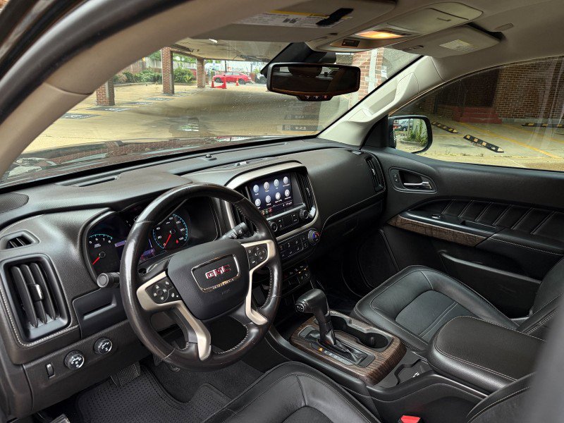 Used 2021 GMC Canyon Denali image 16