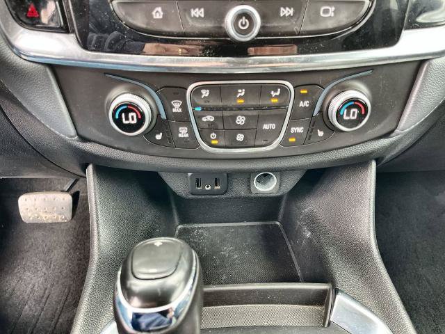 Used 2018 Chevrolet Traverse LT AWD/4WD image 17