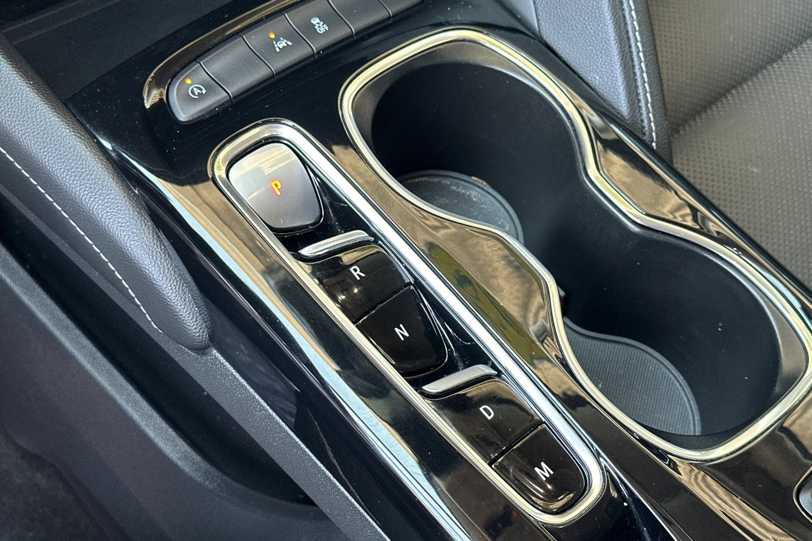 Certified 2023 Buick Envision Essence FWD image 28