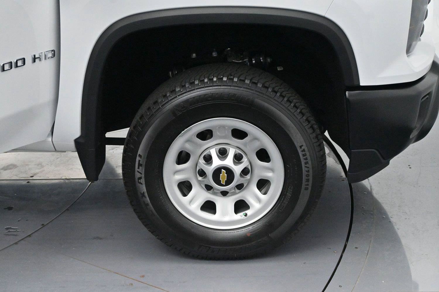 Used 2025 Chevrolet Silverado 2500 W/T w/ WT Convenience Package AWD/4WD image 28
