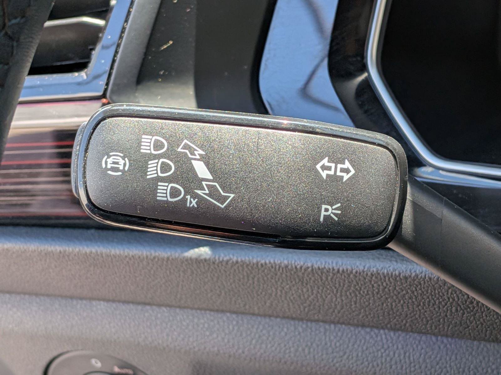 Used 2024 Volkswagen Jetta GLI Autobahn FWD image 49