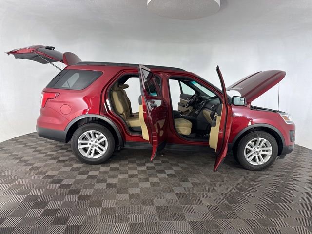 Used 2017 Ford Explorer FWD image 15