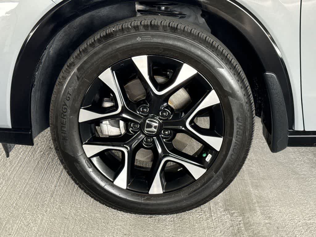 Used 2026 Honda HR-V EX-L image 11