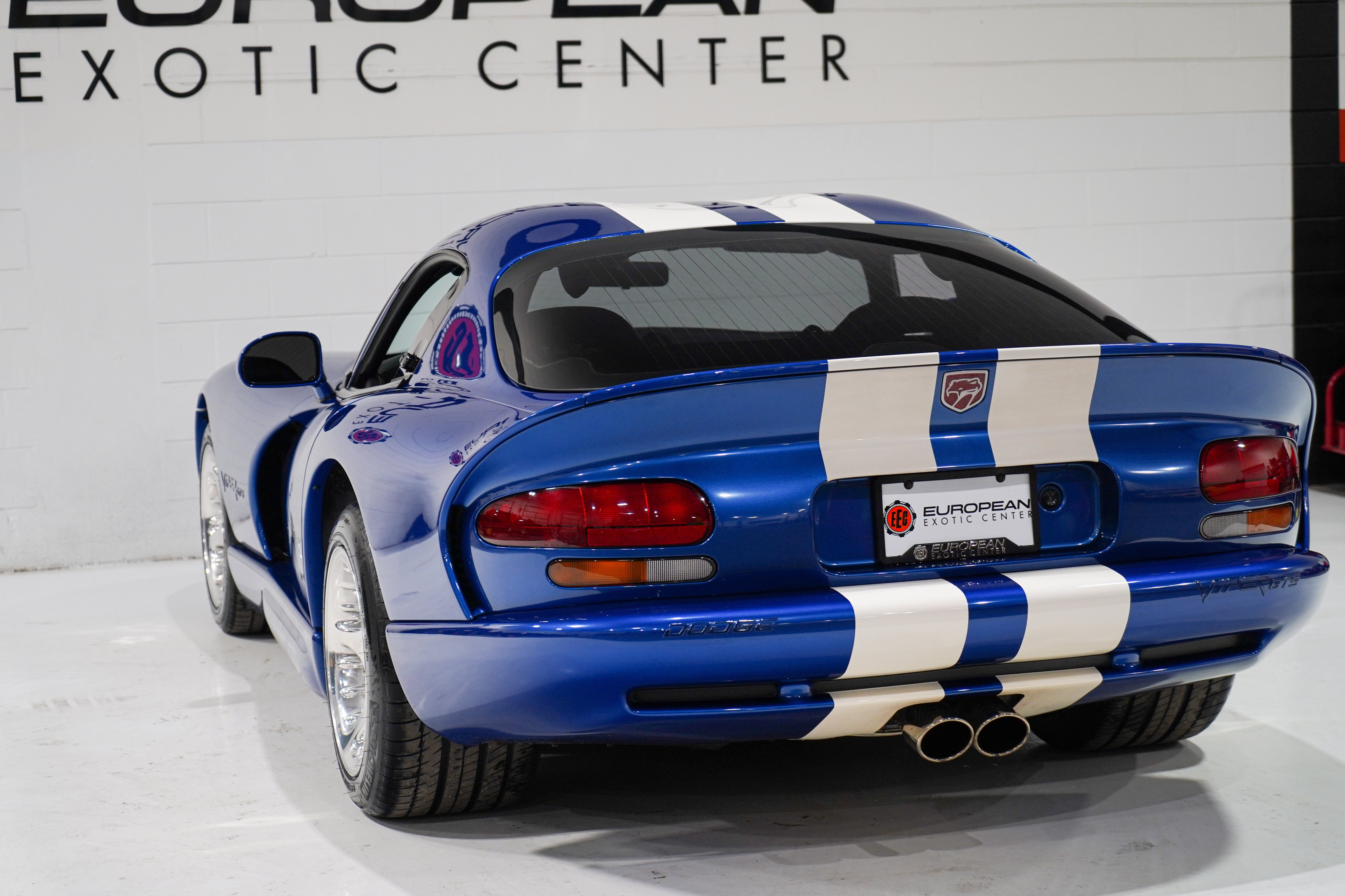 Used 1997 Dodge Viper GTS RWD image 36