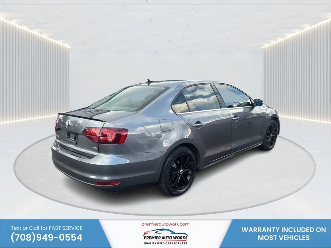 Used 2015 Volkswagen Jetta SE FWD image 4