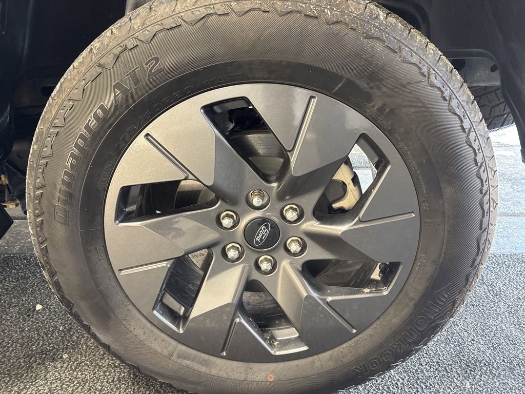 Used 2023 Ford F150 Lightning Lariat w/ Equipment Group 511A High image 8