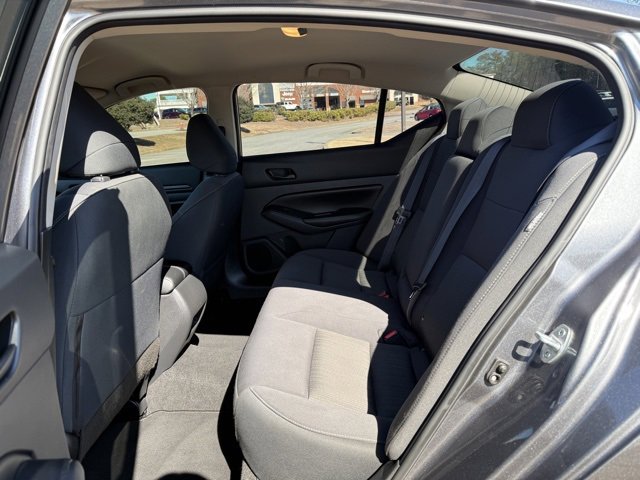 Used 2024 Nissan Altima 2.5 SV image 27