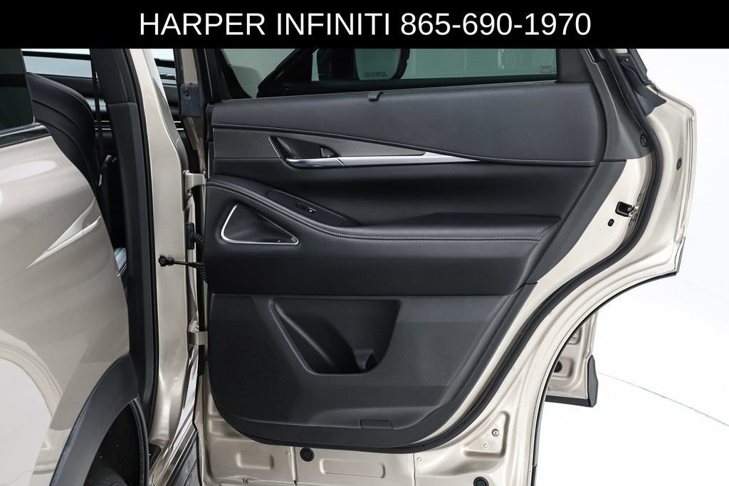 Used 2023 INFINITI QX60 Luxe w/ Vision Package AWD/4WD image 31