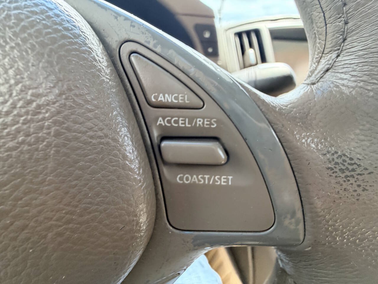 Used 2009 INFINITI G37 Convertible w/ Premium Pkg RWD image 9